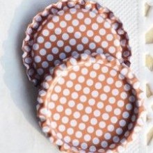 10 פקקי בירה חום/אדמדם נקודות