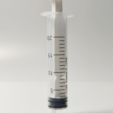 מזרק למילוי 20ML